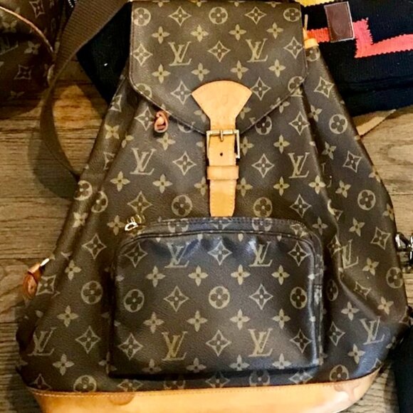 LOUIS VUITTON Monogram Back Pack - Picture 1 of 1